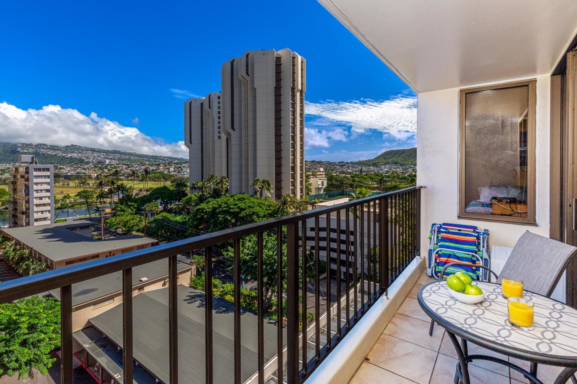 Mountain View Condo Near Beach With Free Parking! Honolulu Exterior photo